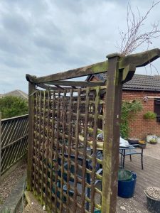 porcelain patio fencing installation 02