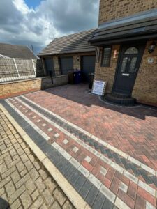 carlton barnsley bespoke block paved driveway 0005