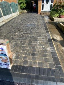 block paving charcoal boarder pogmoor 01 2