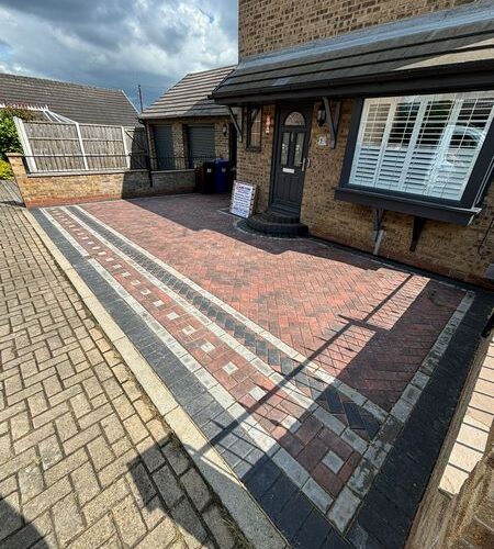 carlton barnsley bespoke block paved driveway 0008