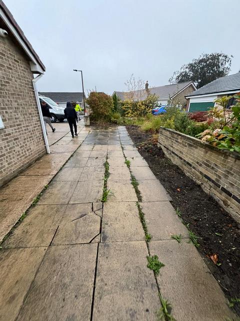 barnsley new blok paved driveway 01