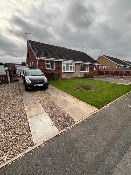 brindle block paved driveway charcoal natural borders with decorative stone hall green wakefield 01