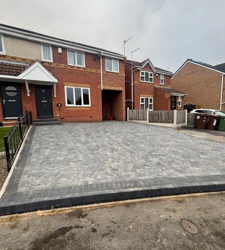 castleford granite block paved driveway with kerb edging and double steps in castleford 03