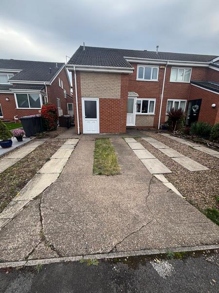 new fencing and premia 60 block paved driveway wath upon dearne rotherham 01